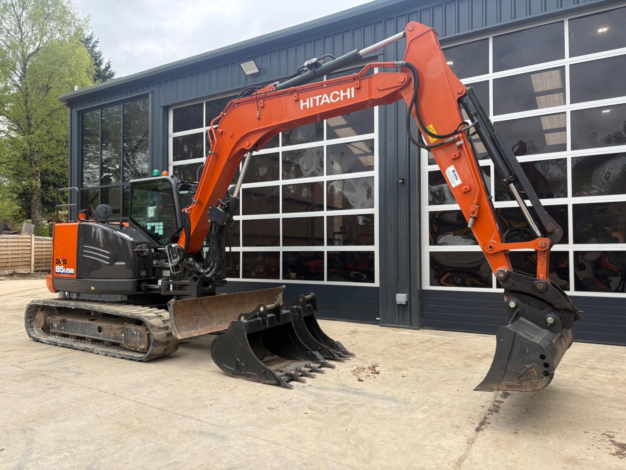 Used Hitachi machines for Sale in England | Auto Trader Plant